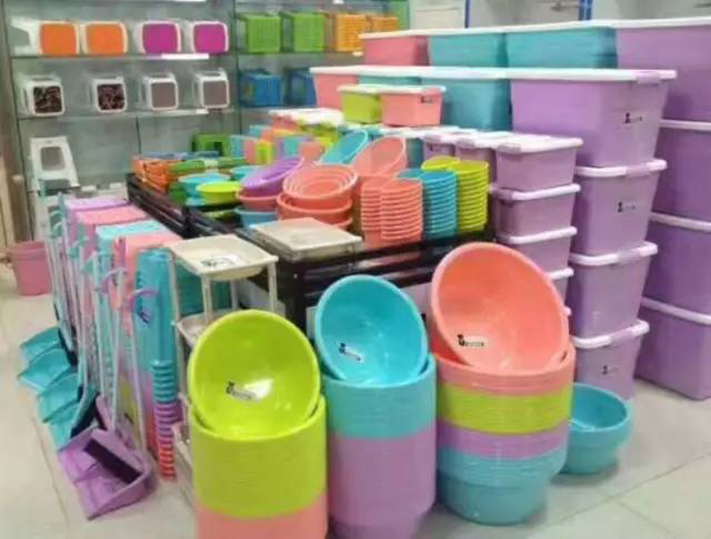 家居用品，一个我们日常生活中不可或缺的词汇。你知道它们都包括哪些吗？今天就让我们一起探索一下这个丰富多彩的世界。